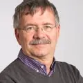 Paul Veenhuijzen, Baron of Earlshall